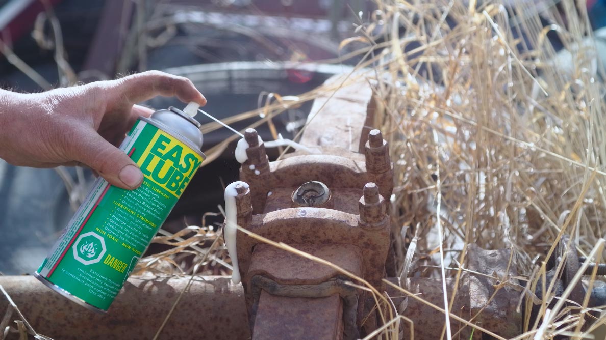 Use Easy Lube on rusty equipment Use Easy Lube on rusty equipment